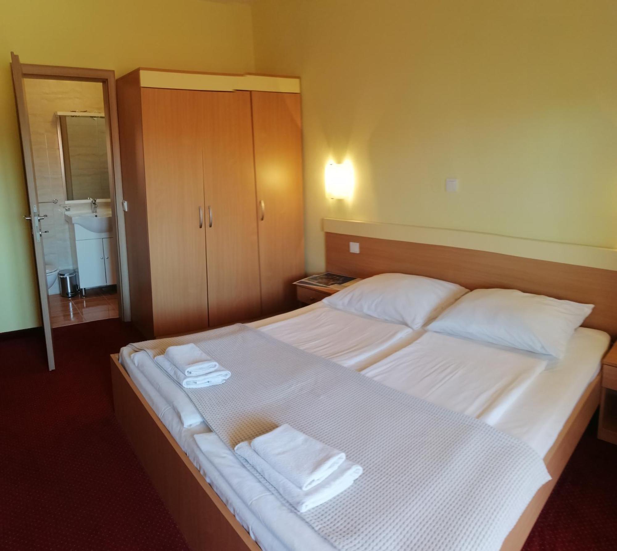 Apartmani Simon Lopar Rom bilde
