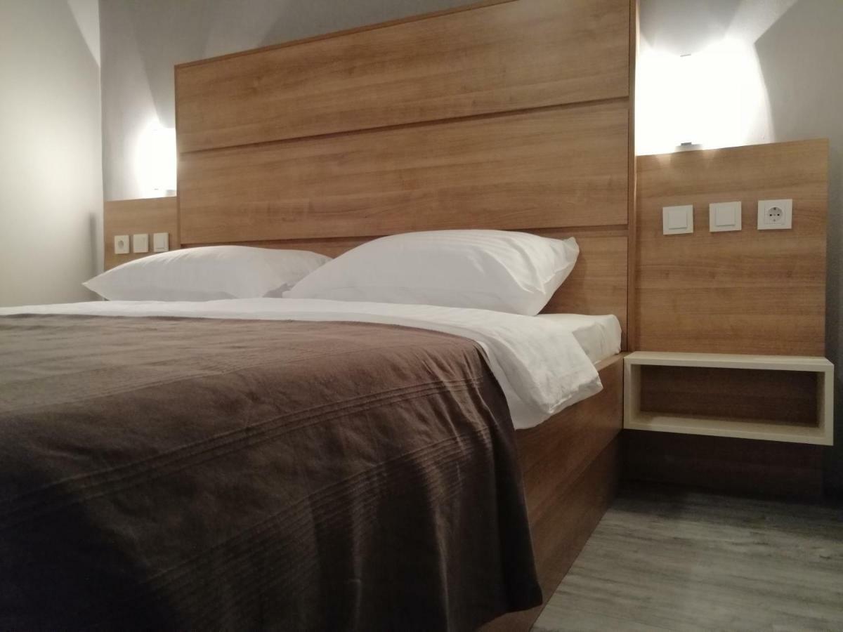 Apartmani Simon Lopar Eksteriør bilde